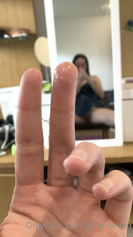 Nahá fotka uniklých OnlyFans od Jasminetea