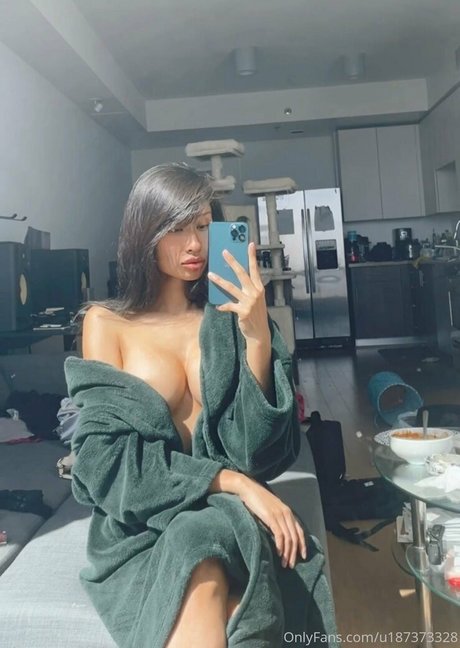 Nahá fotka uniklých OnlyFans od Kimmy Kums