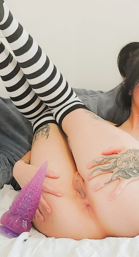 Nahá fotka uniklých OnlyFans od Akira Kichii