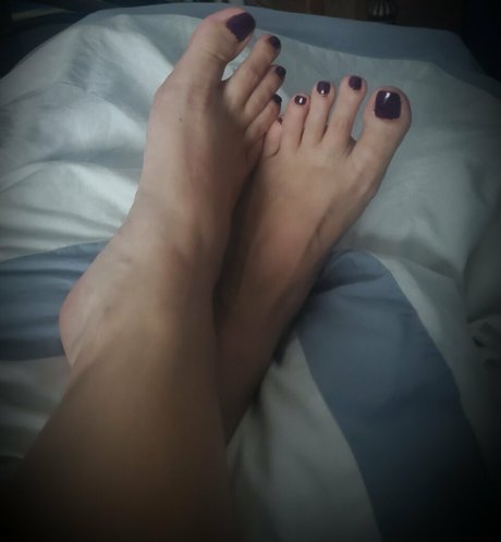 Sweetfeet2187