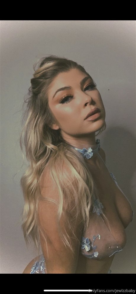 Nøgent lækket OnlyFans-billede af Ava Rosee Jewlzzbaby