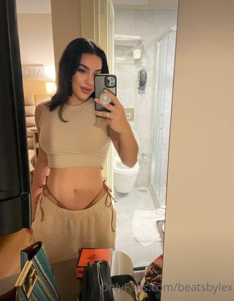 Nahá fotka uniklých OnlyFans od Lex