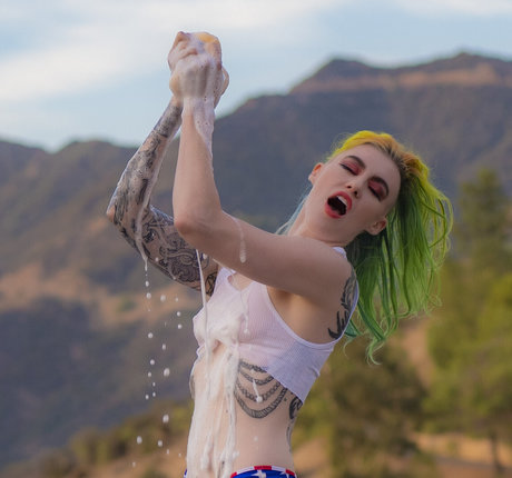 Comicbookgirl19