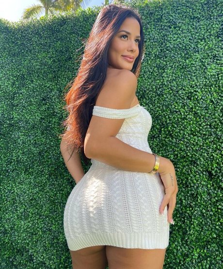 Katya Elise Henry