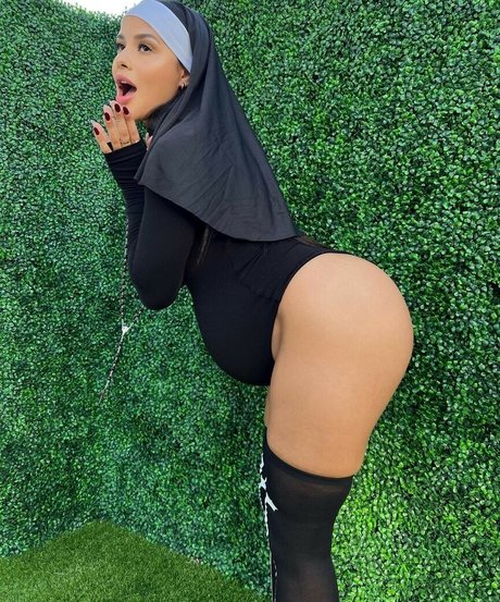 Katya Elise Henry