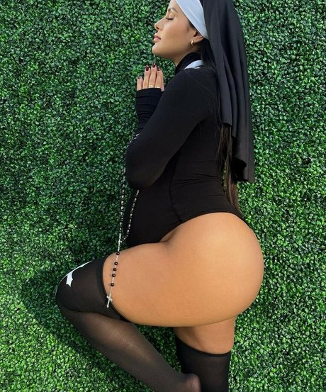 Katya Elise Henry