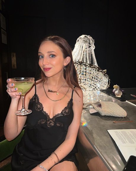 Ellie Schnitt