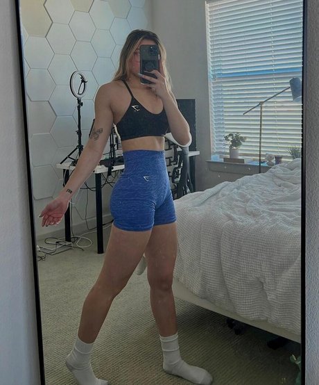 Leoniemontybtw OnlyFans泄露裸照