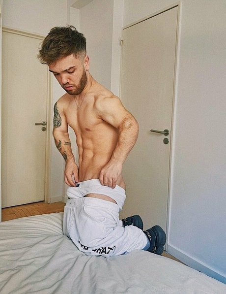Nagie wyciekłe zdjęcie OnlyFans od Pekehottie