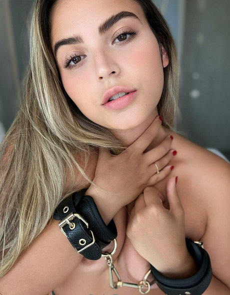 Ariana Van X