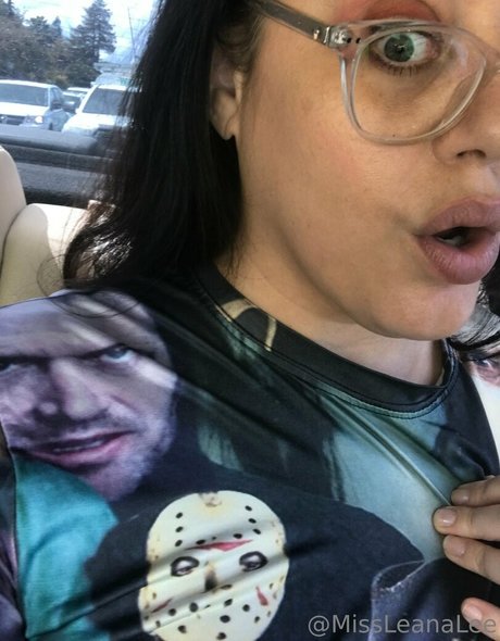 Naken läckt OnlyFans-bild av Missleanalee
