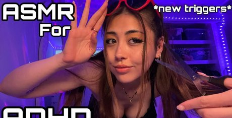 Nahá fotka uniklých OnlyFans od Angelic Lofi Asmr
