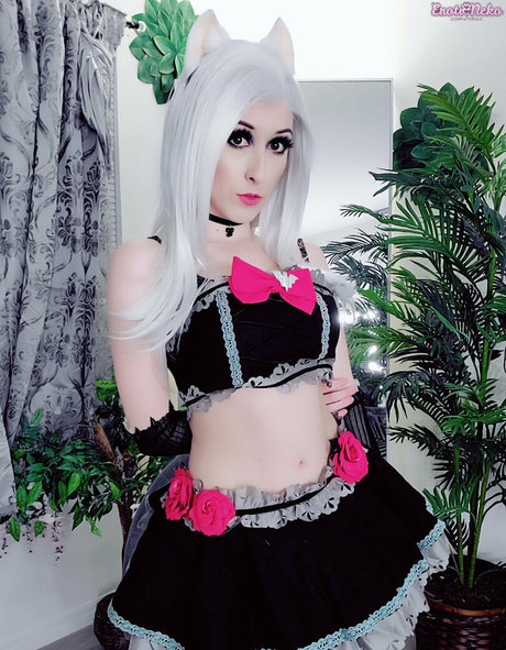 Freeeroticneko