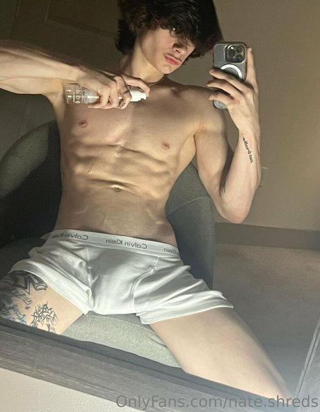 Alasti lekkinud OnlyFans-i pilt Nateshreds