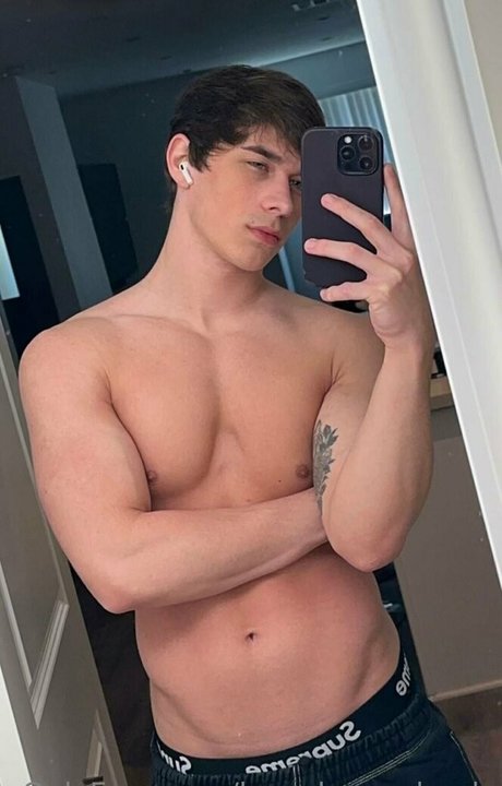 Nahá fotka uniklých OnlyFans od Brandonrowlandx