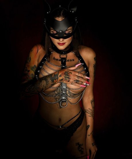 Dzsenifer Vajai