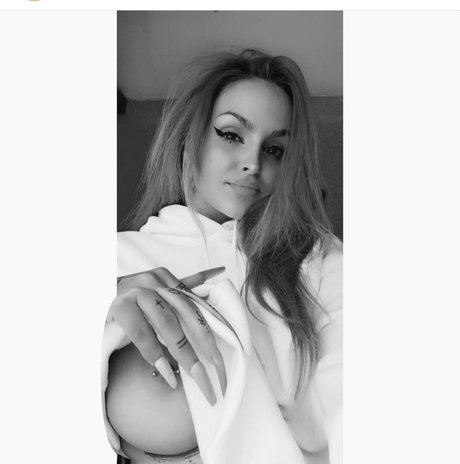 Dzsenifer Vajai