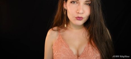 Alaston vuotanut OnlyFans-kuva Kittyklaw Asmr