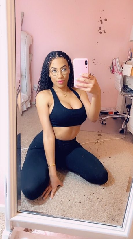 Pinklipzxo