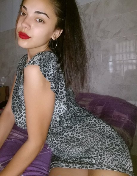 Обнаженная фотография утечки OnlyFans от Melumeluu15