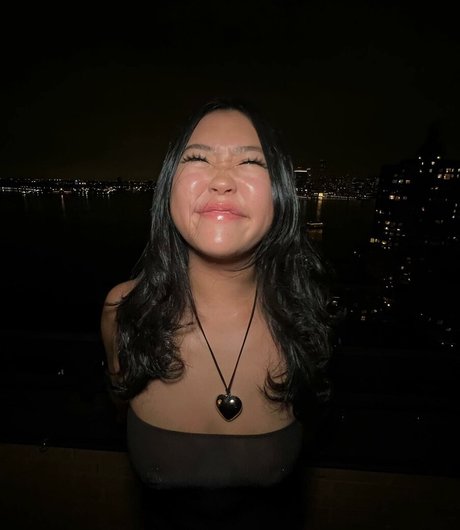 Madeline Jin OnlyFans 유출 누드 사진