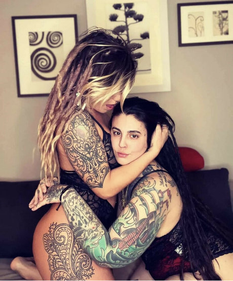 Foto di nudo di fuga di OnlyFans di Emmyxchelle