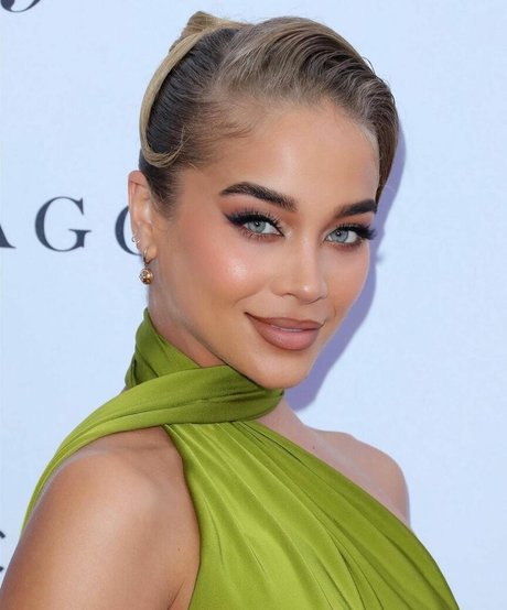 Jasmine Sanders