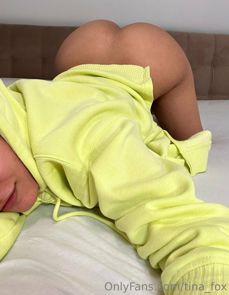 Naken läckt OnlyFans-bild av Tinafox