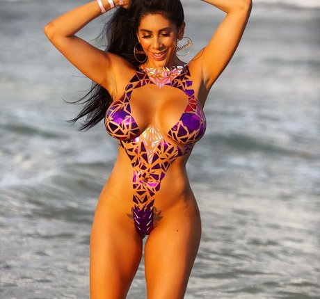 Nahá fotka uniklých OnlyFans od Jennelle Gordon