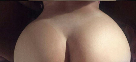Обнаженная фотография утечки OnlyFans от Jojo Babie