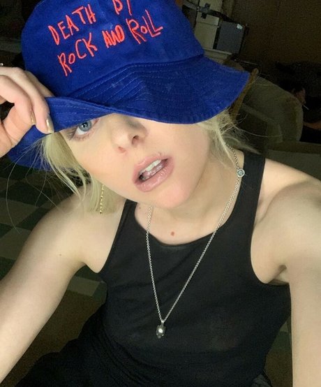 Taylor Momsen