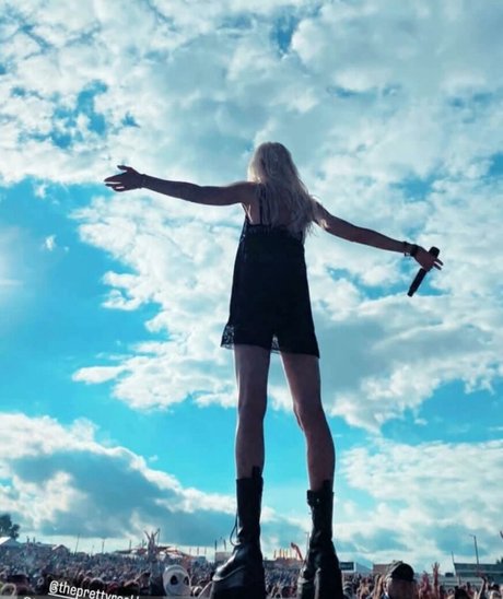 Taylor Momsen