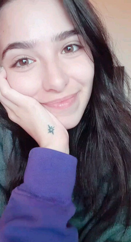 Nahá fotka uniklých OnlyFans od Asmr Glow