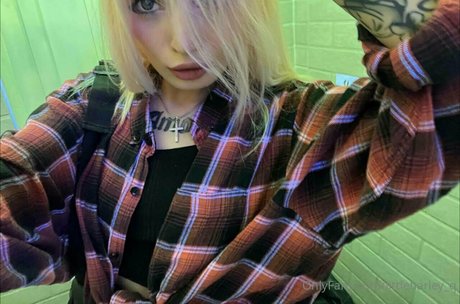 Littleharleyq