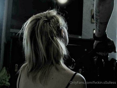 Naken lekkede OnlyFans-bilde av Fvckins0ulless
