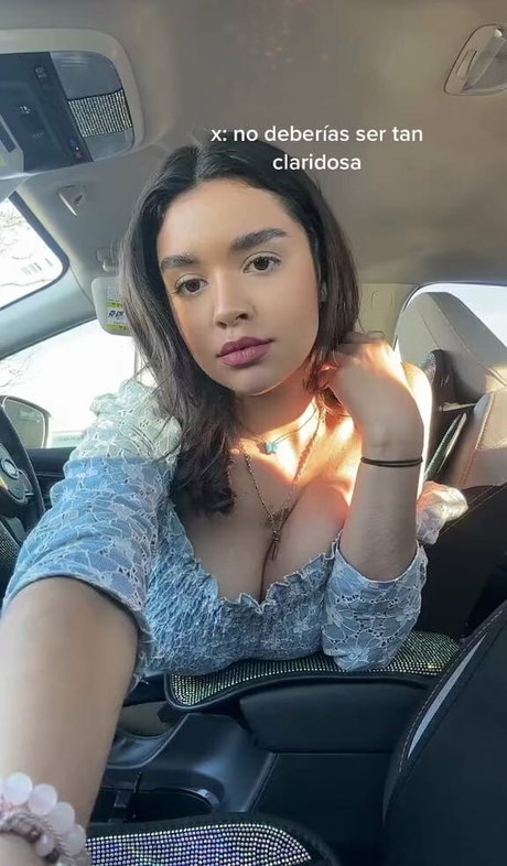 Erika M Diaz OnlyFans 유출 누드 사진