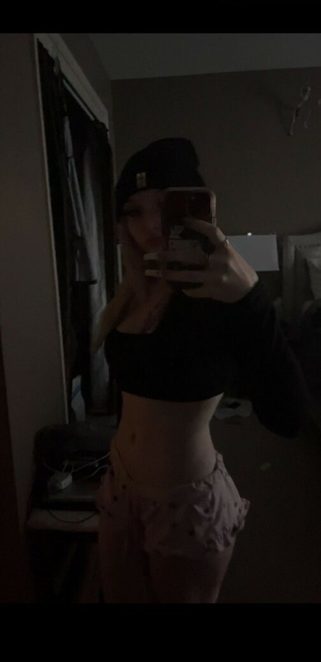 Обнаженная фотография утечки OnlyFans от Xanbones