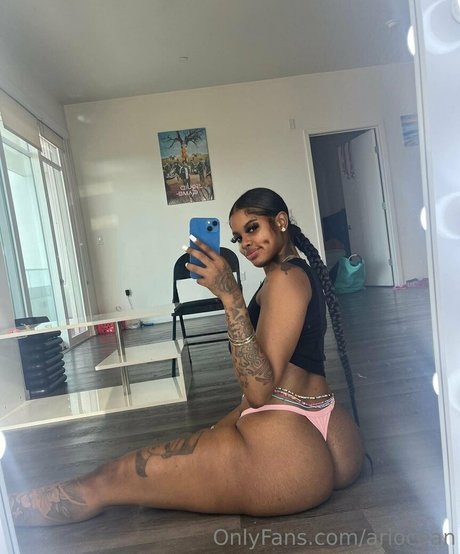 Foto di nudo di fuga di OnlyFans di Ariocean