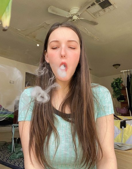 Naakte gelekte OnlyFans-foto van Mel0dicerotic