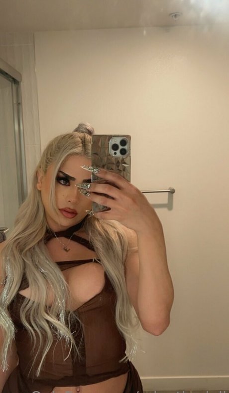 Edenthedoll