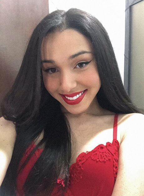 Nahá fotka uniklých OnlyFans od Luana Moraes