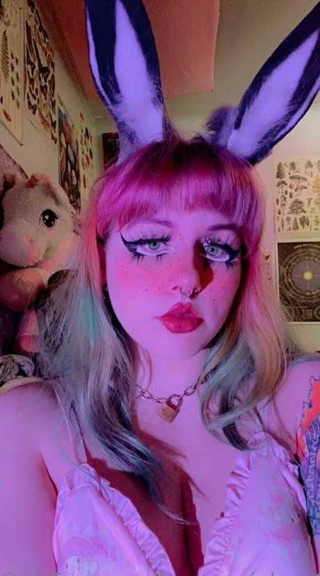 Bunnyrainbow69