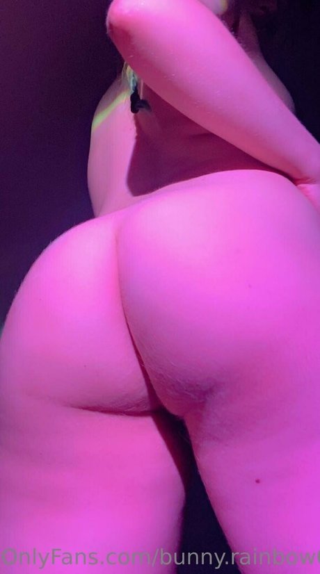 Bunnyrainbow69