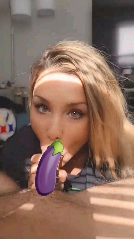 Nicolefree