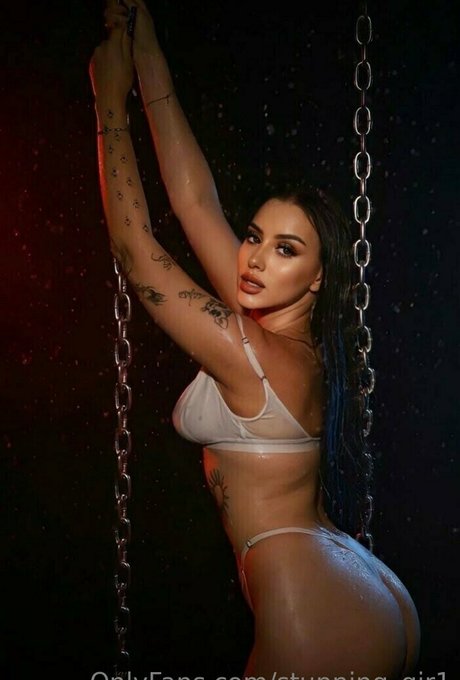Stunninggir1