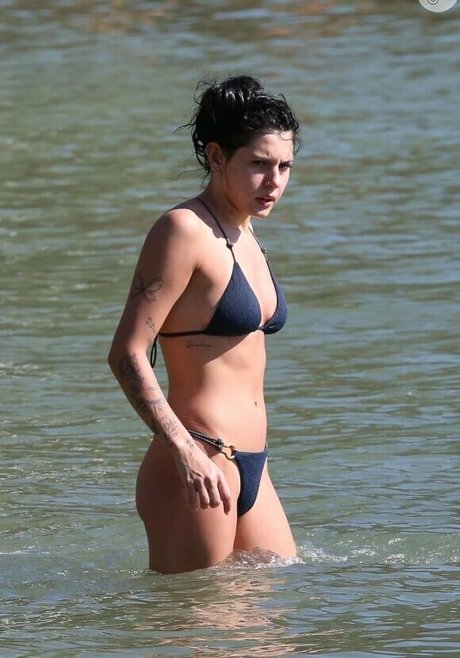 Ana Castela