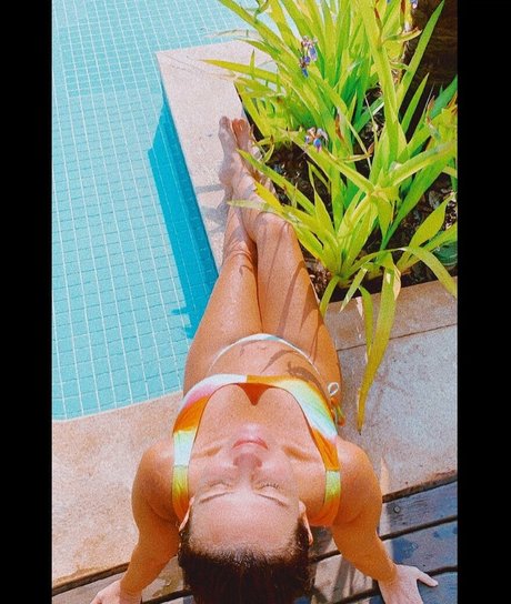 Photo nue de fuite OnlyFans de Larissa Erthal