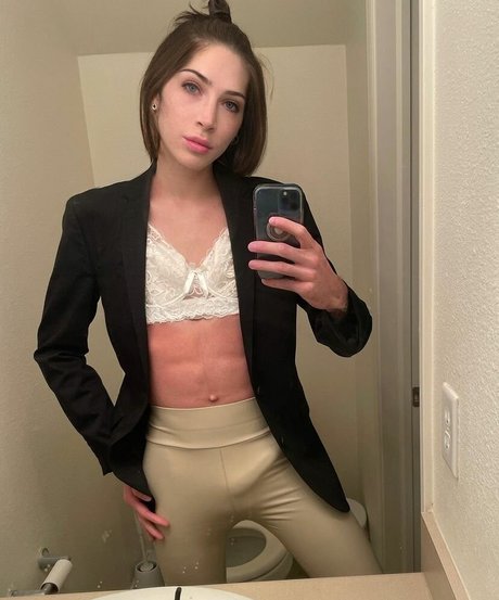 Allie Lilac
