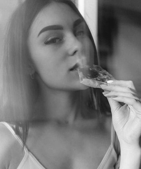 Naken läckt OnlyFans-bild av Earlyflowerr