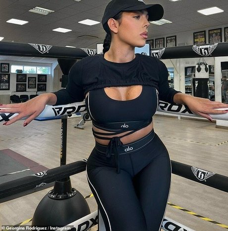 Naken läckt OnlyFans-bild av Georgina Rodriguez